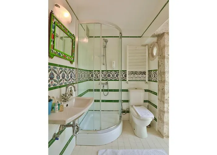 Stone Villa,large Garden,swimming Pool, Very Close The Beautiful . Вілла *